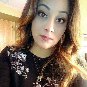 Meet your Posher, Deborah